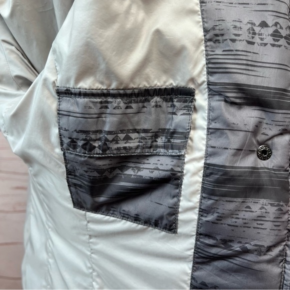Eddie Bauer Lodge Geometric Ombre Quilted Goose Down Puffer Hooded Parka Coat - Picture 11 of 15